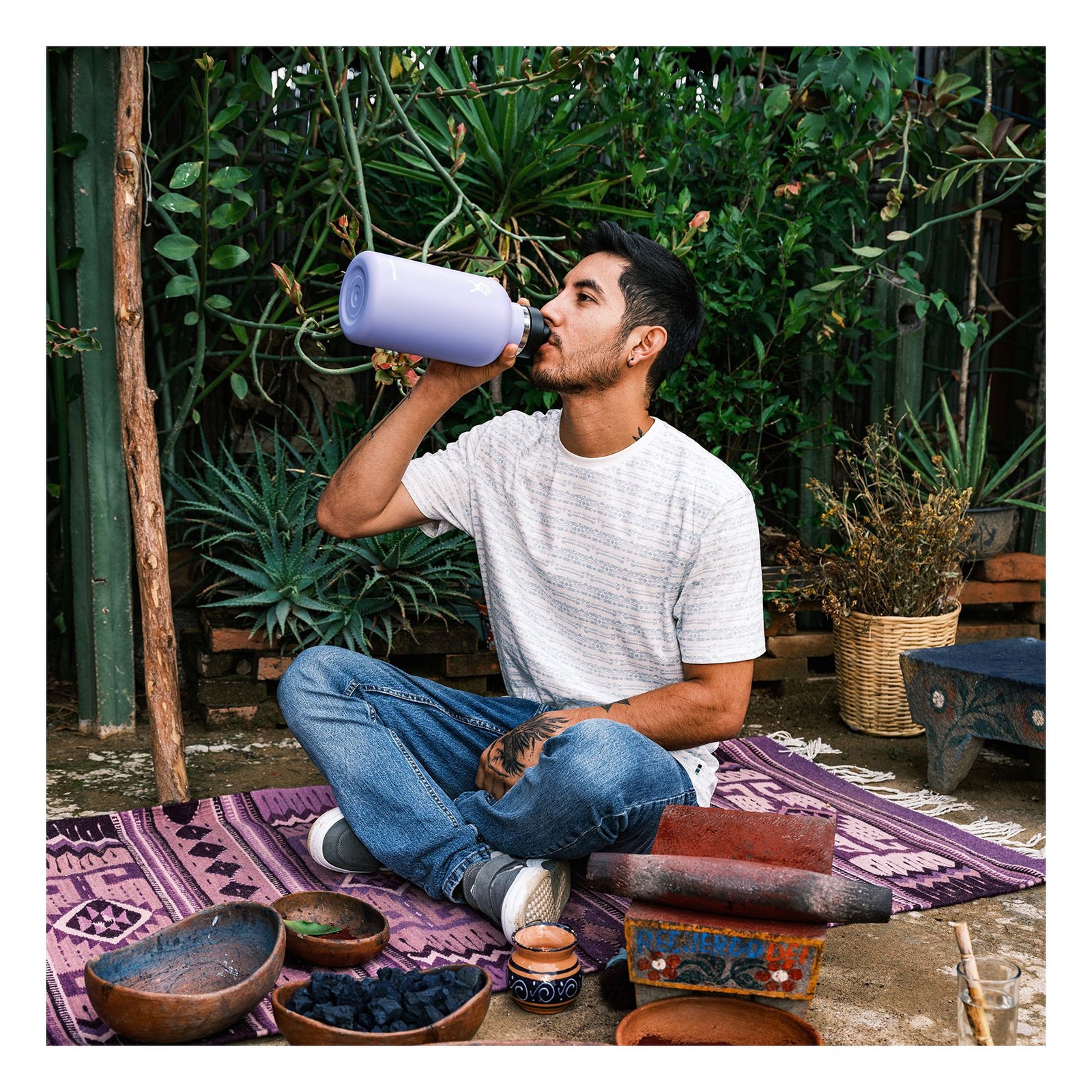 Hydro Flask Vacuum Insulated Flask Wide Mouth Flex Cap 64OZ