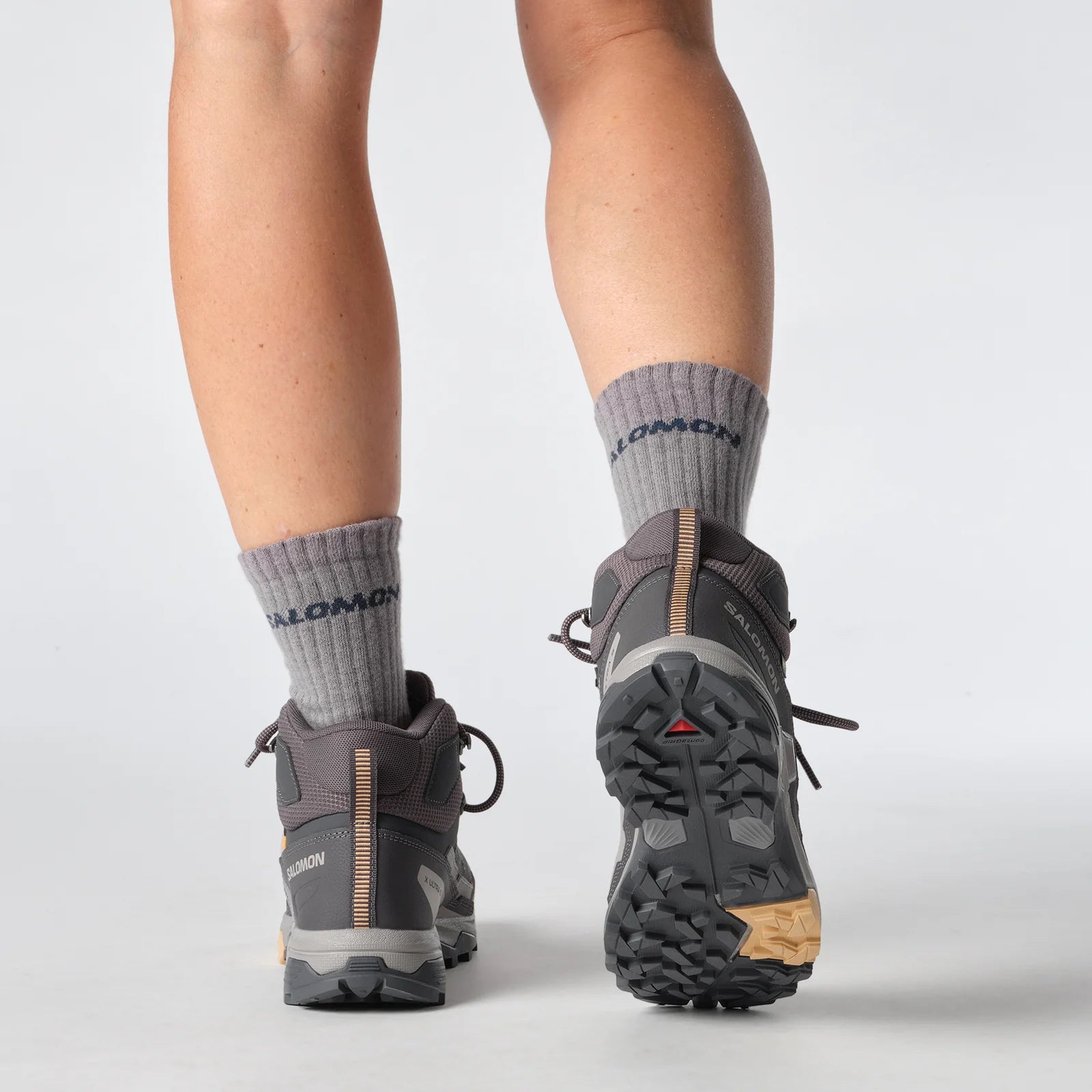 Salomon Women's X Ultra 5 Mid GTX Lightweight Hiking Boots