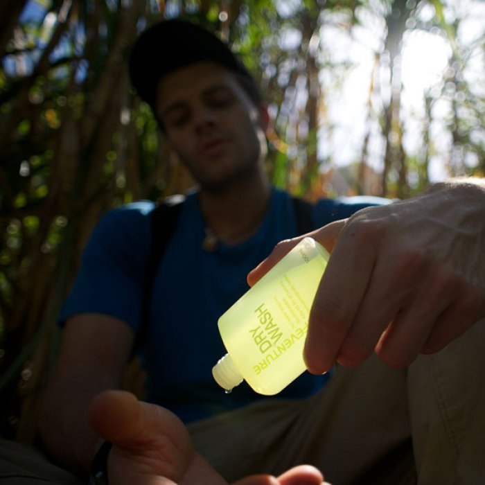 LifeVenture Dry Wash Body Wash