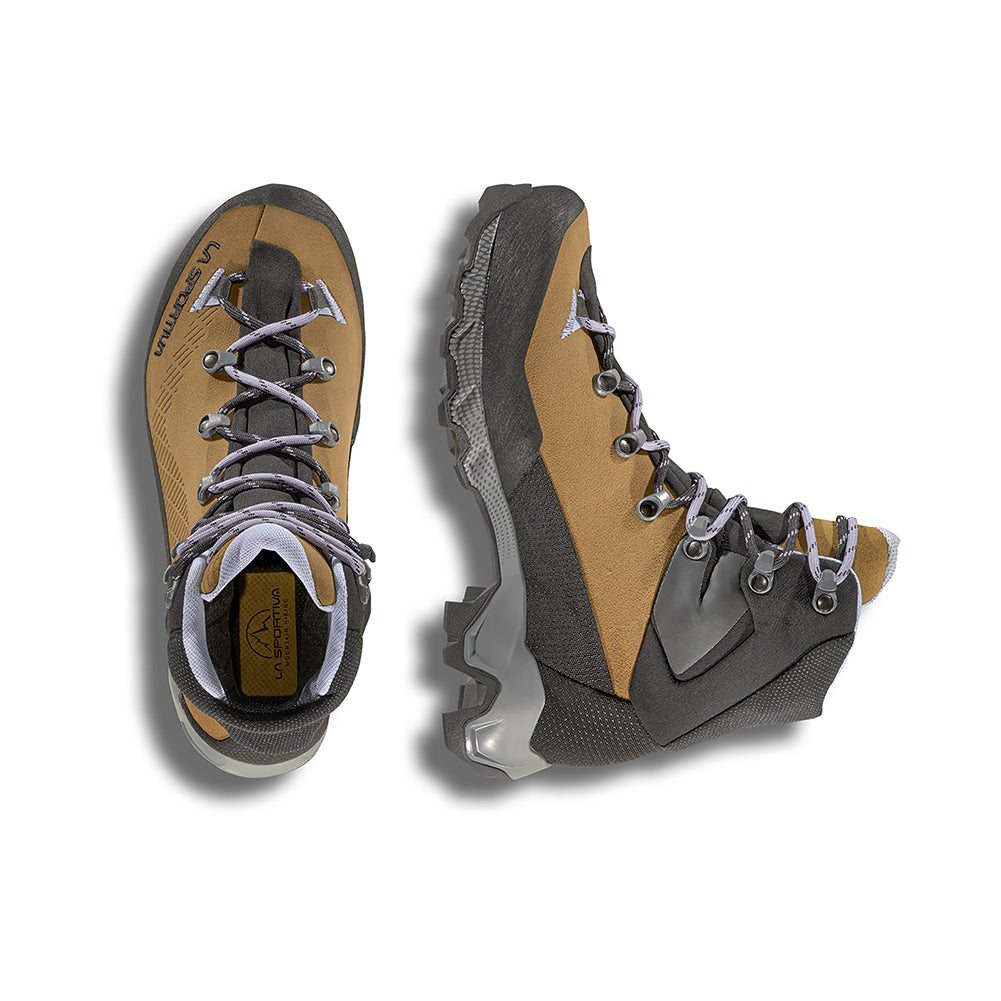 La Sportiva Women's Aequilibrium Trek GTX Hiking Boots