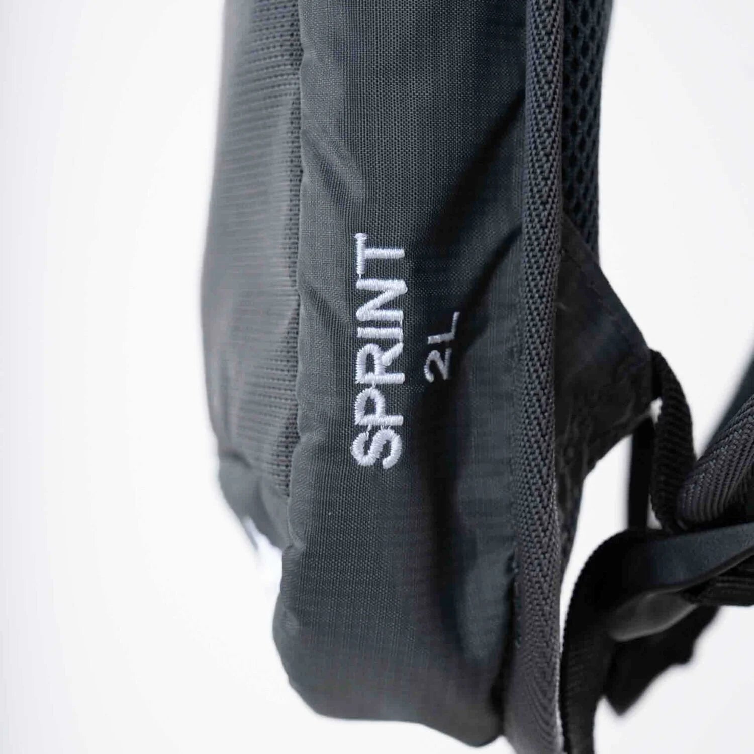 First Ascent Sprint 2L Hydration Pack